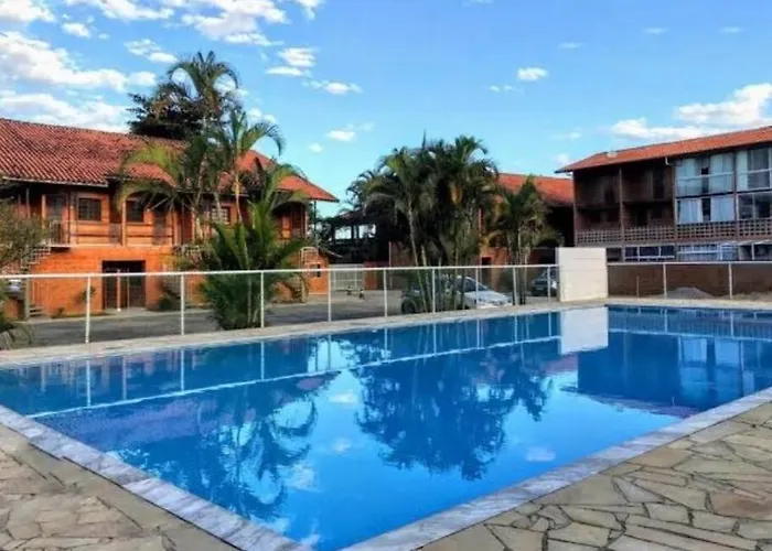 Apartamento 200 Mts Praia Do Sape Com Piscina