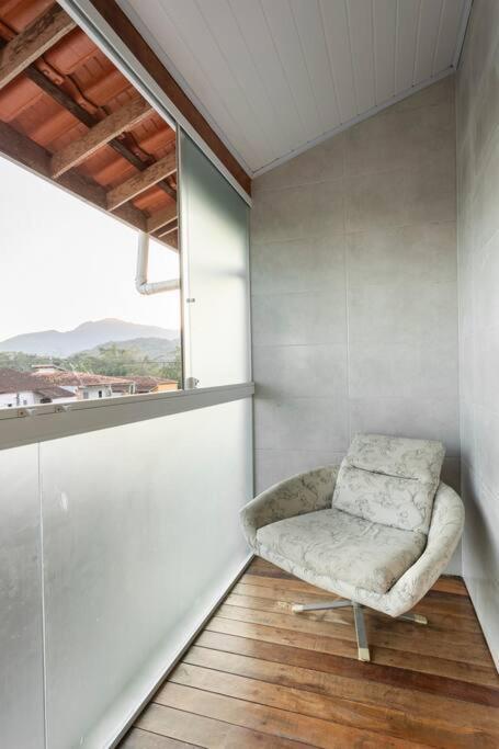 Apartamento 200 Mts Do Sape Com Piscina